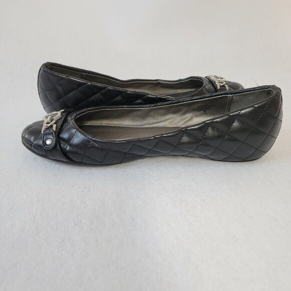 Black Quilted Guess Flats With G Logo & Rhinestones Women's Size 9M - Picture 5 of 7
